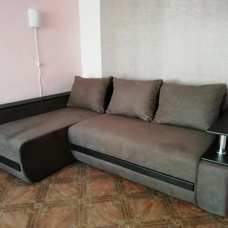 2К. Центр Возле Гуливера.Бассейная 10 Apartment เคียฟ ภายนอก รูปภาพ